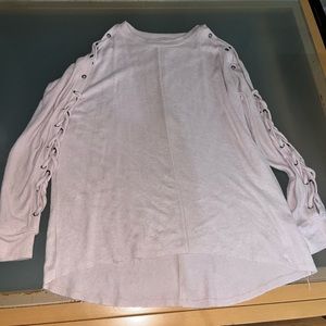 Open shoulder, long sleeve, pink Abercrombie blouse.
